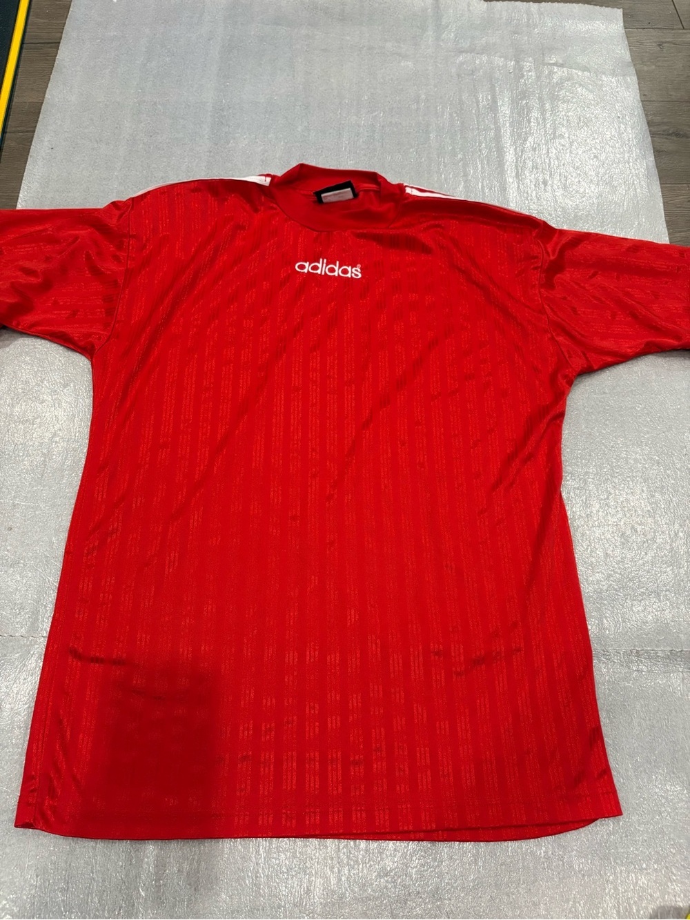 [M/PTP:23”]adidas Red Men’s Short-Sleeve Soccer Jersey vintage athletic